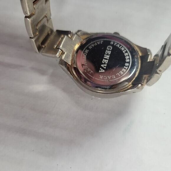 Geneva Women's Silver Tone Rose Face Watch Missing Crystals Japan Movement - Picture 6 of 6